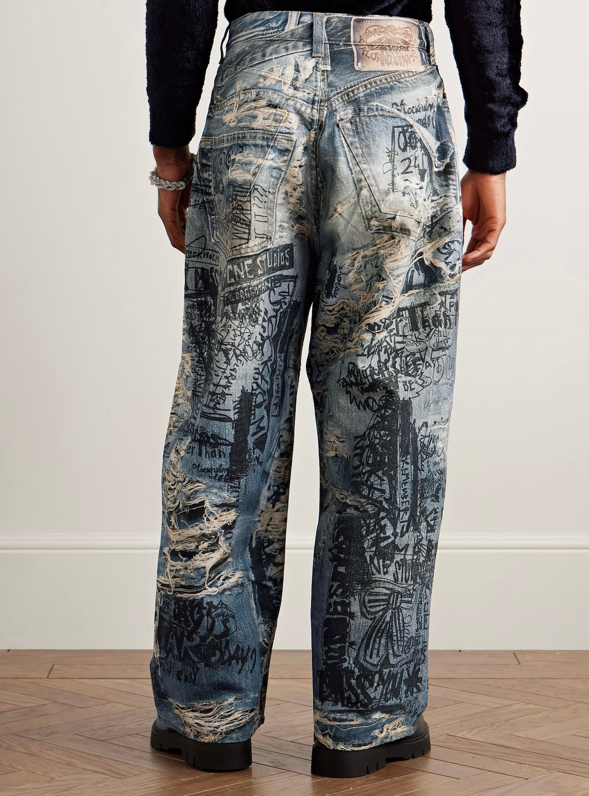 Wide Leg Printed Jeans